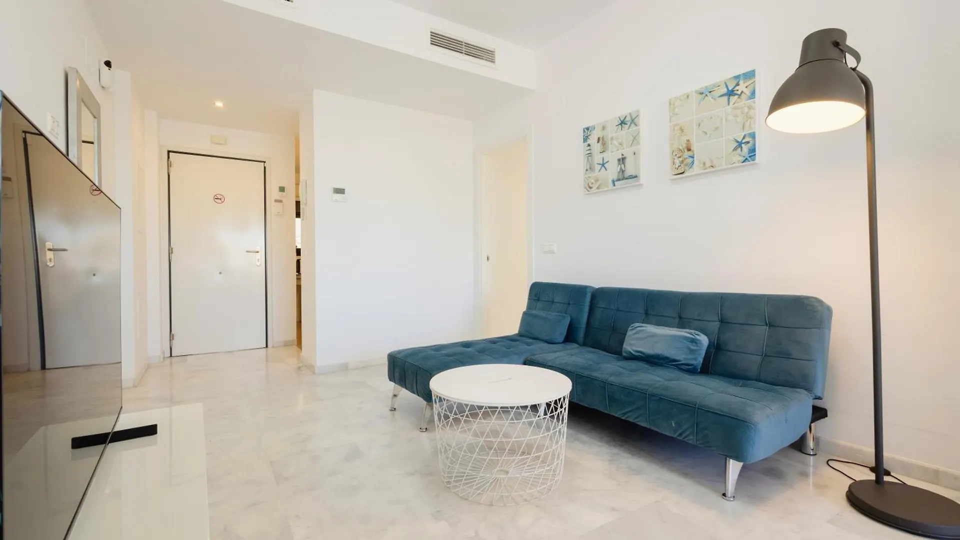 First-Line Beach, Terrace And Pool With Incredible Sea Views, New Golden Mile Estepona Spain