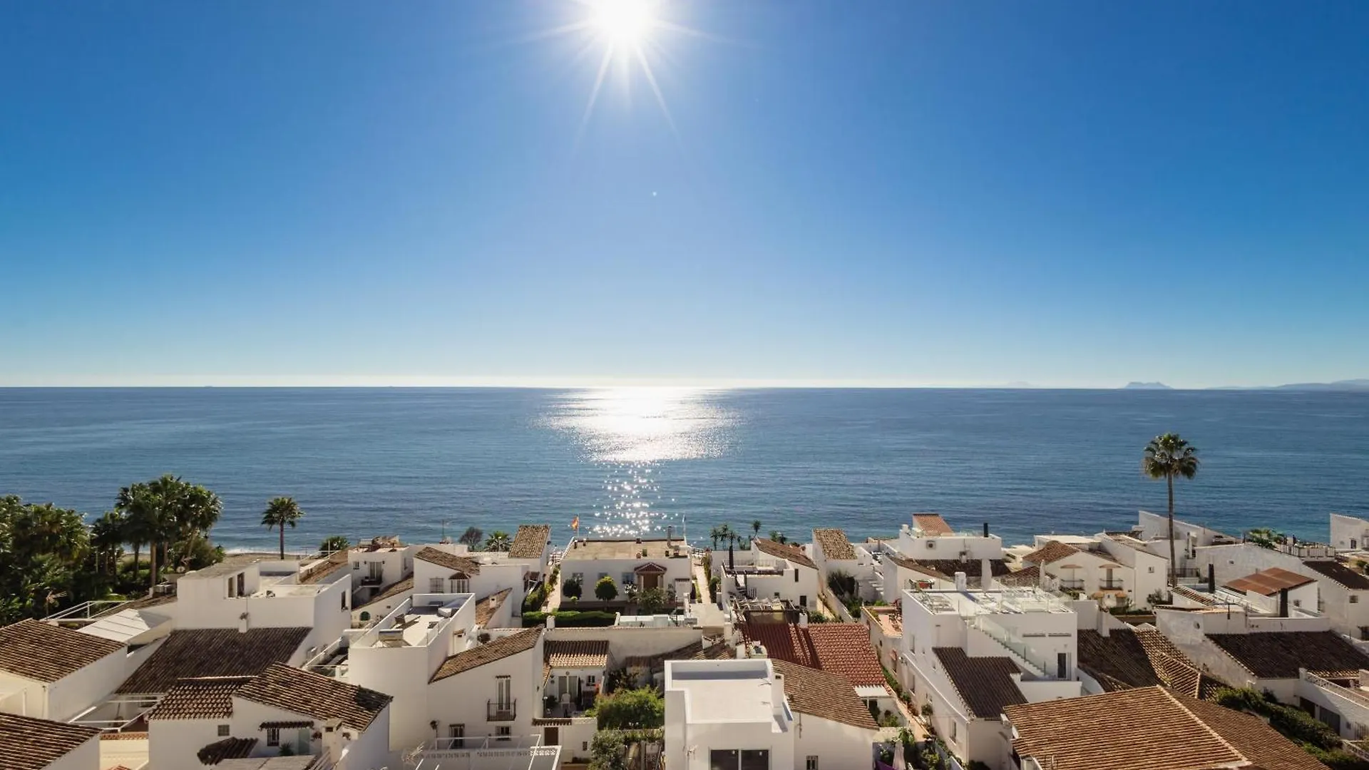 First-Line Beach, Terrace And Pool With Incredible Sea Views, New Golden Mile Estepona Spain